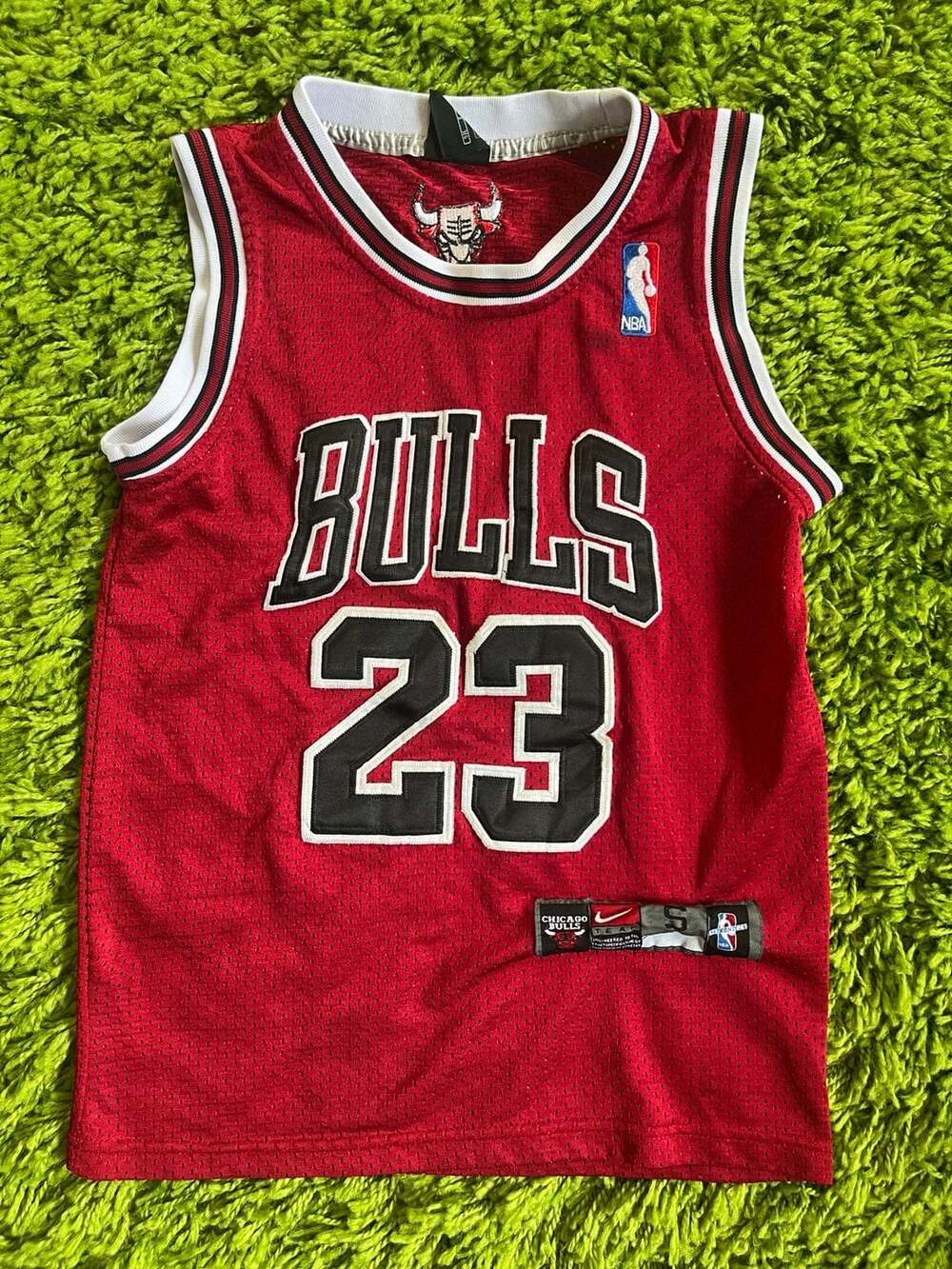 Vintage Nike Team Michael Jordan #23 Chicago Bulls Basketball Jersey Youth Size